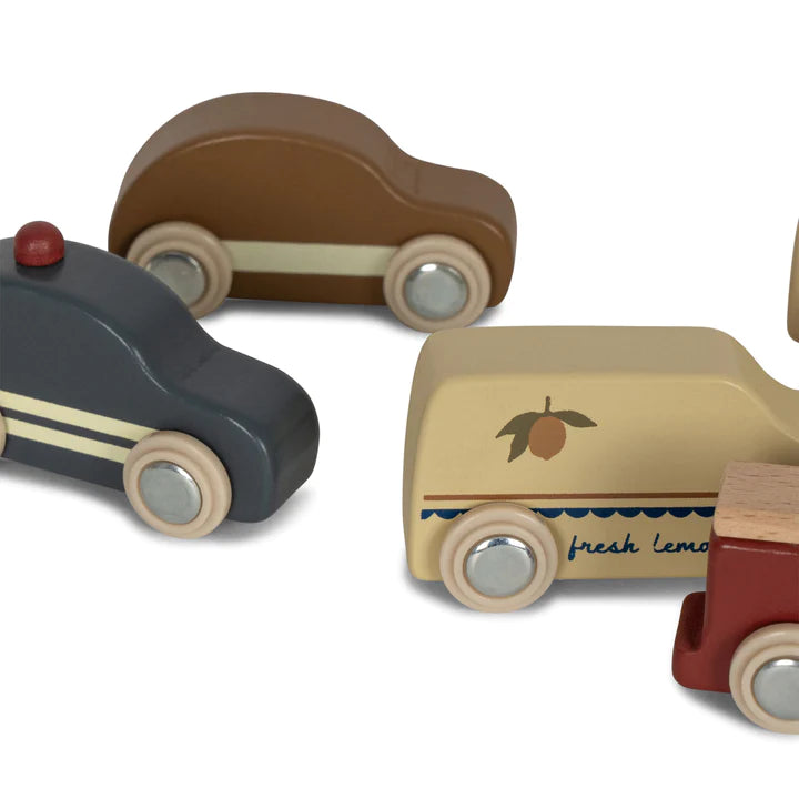 Konges Sloejd AW23 9 pcs wooden mini car set | beige