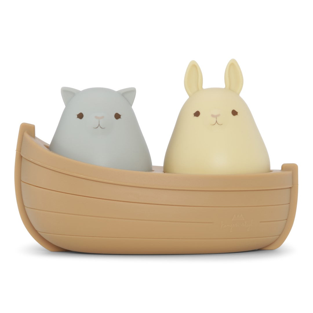 Konges Sløjd silicone boat toys | fudge